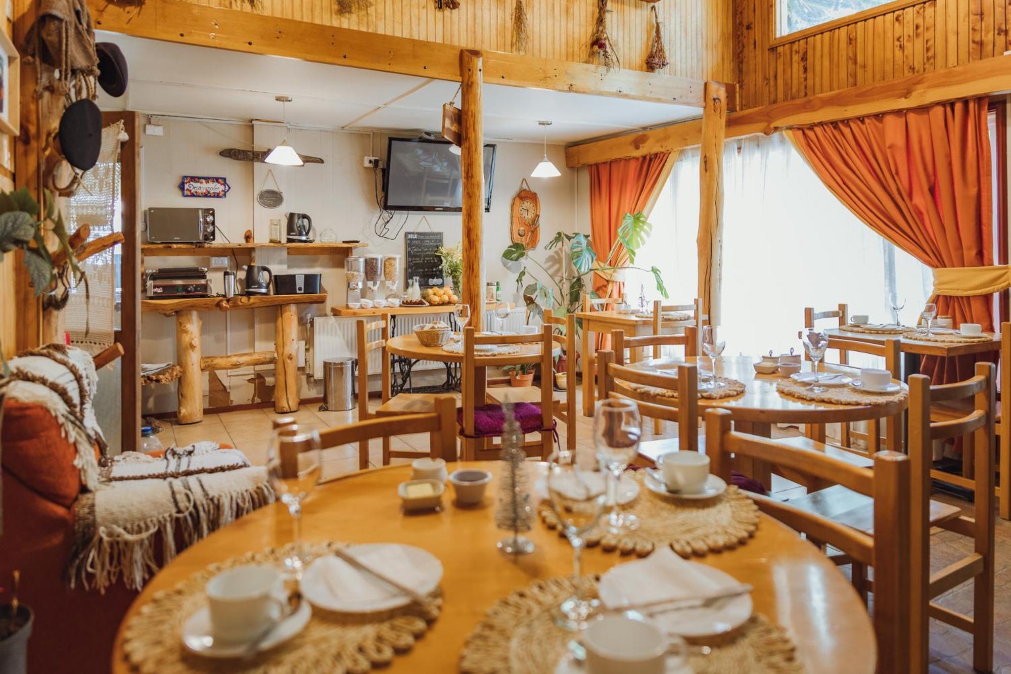 Hostal Viento Sur Coyhaique Extérieur photo